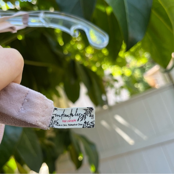 Free People Star Mesh Triangle Underwire Bra. - Picture 3 of 4